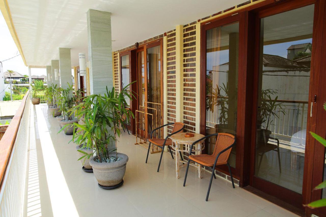 Na-Mi Guesthouse Canggu Exterior photo